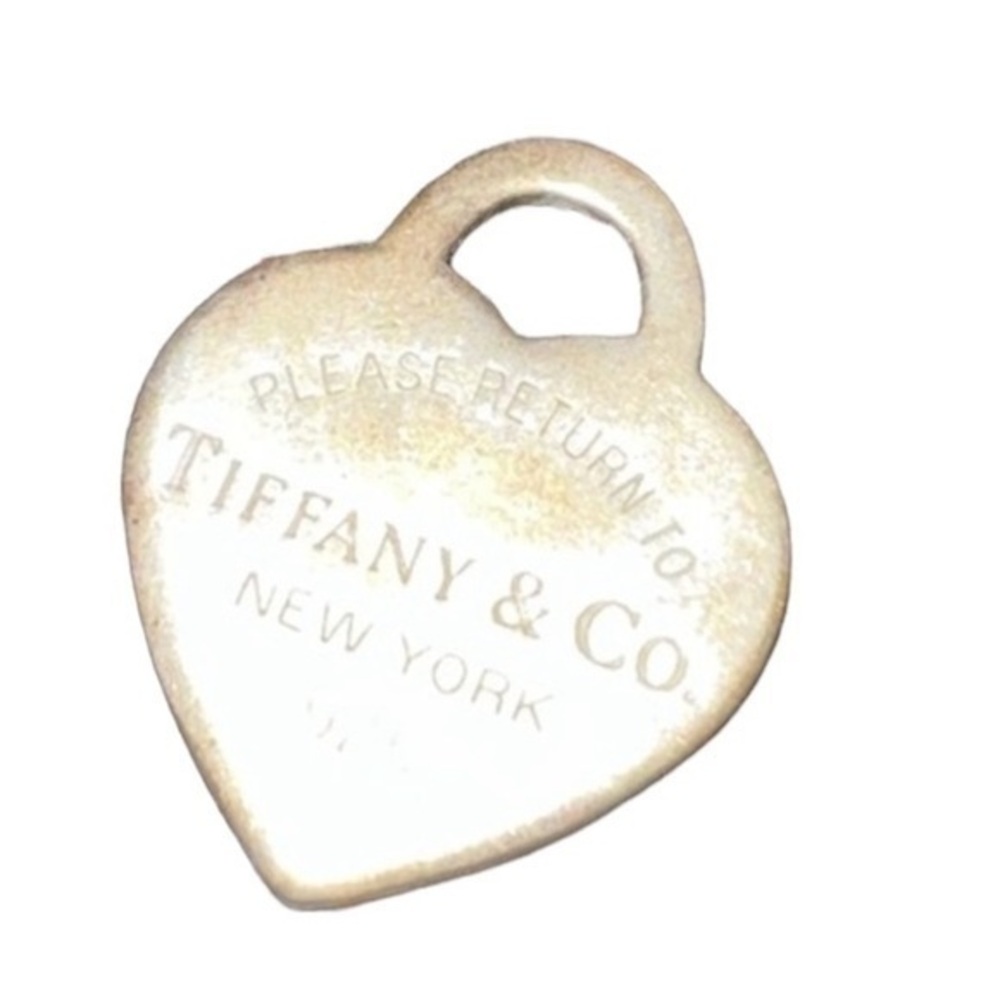 Tiffany and co heart pendent